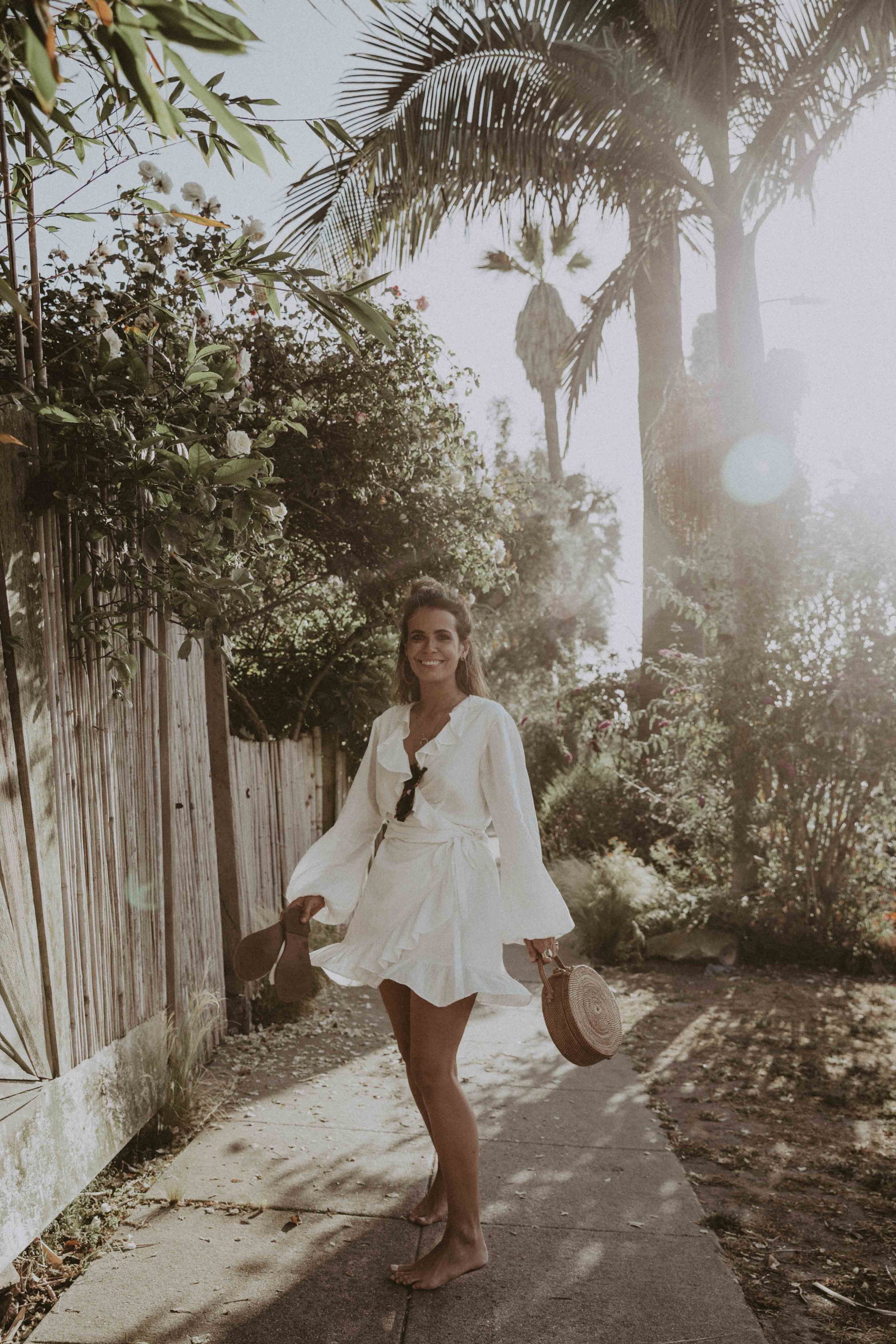 Summer dress and flat sandals around Venice Beach, California